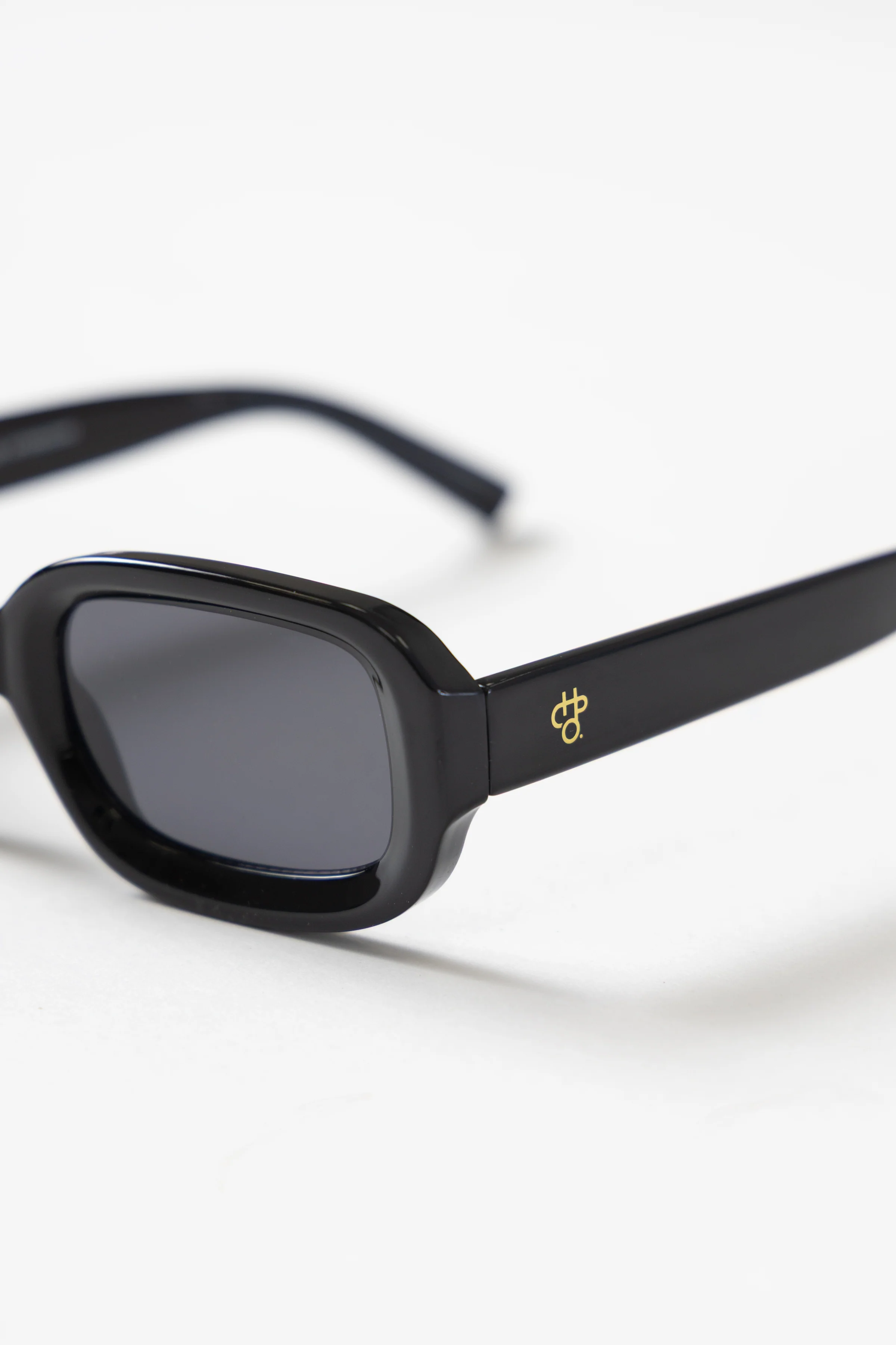 CHPO - Havana Sunglasses - Black - Image 3