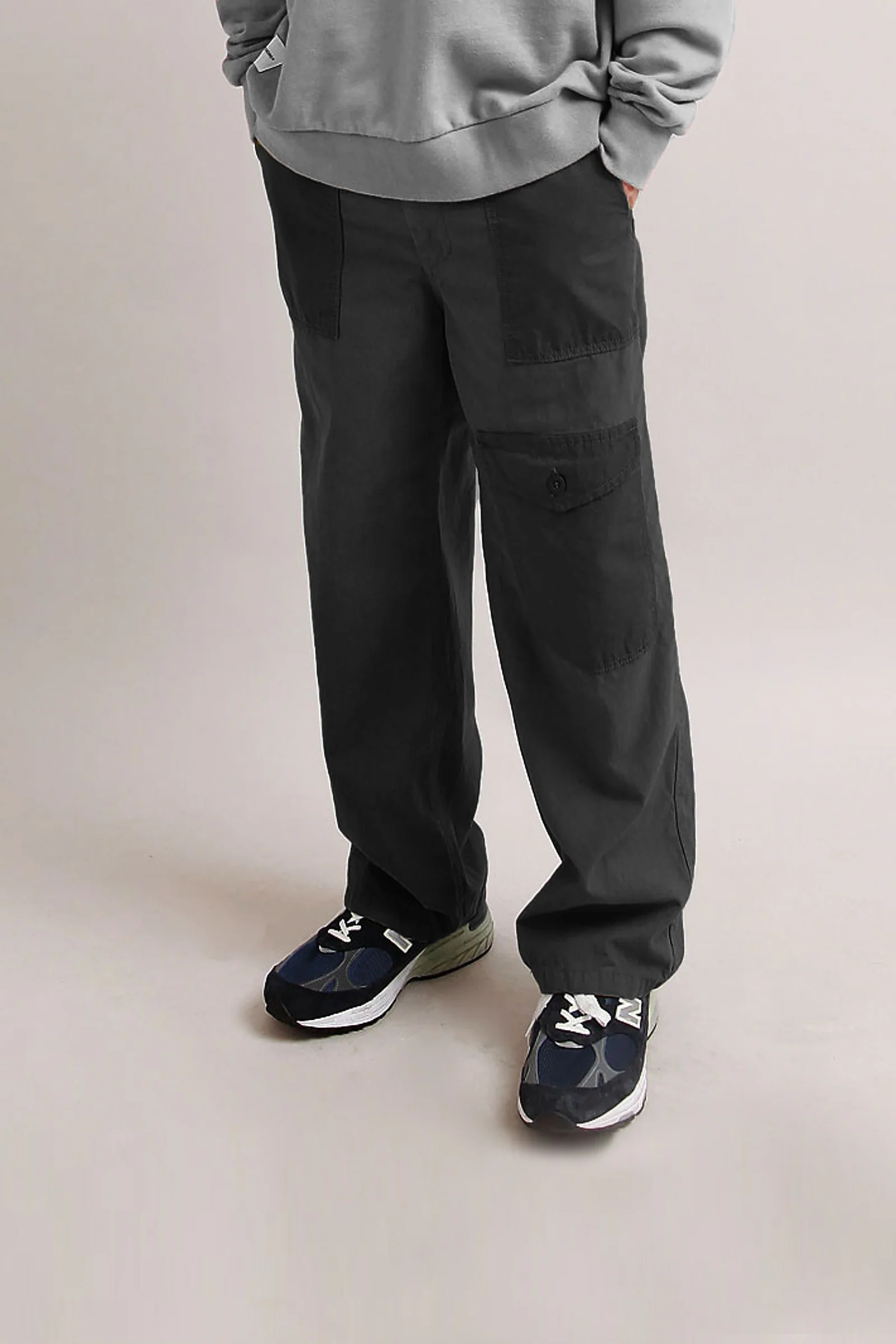 Outstanding & Co. - Fatigue Pocket Pants - Black - Image 3