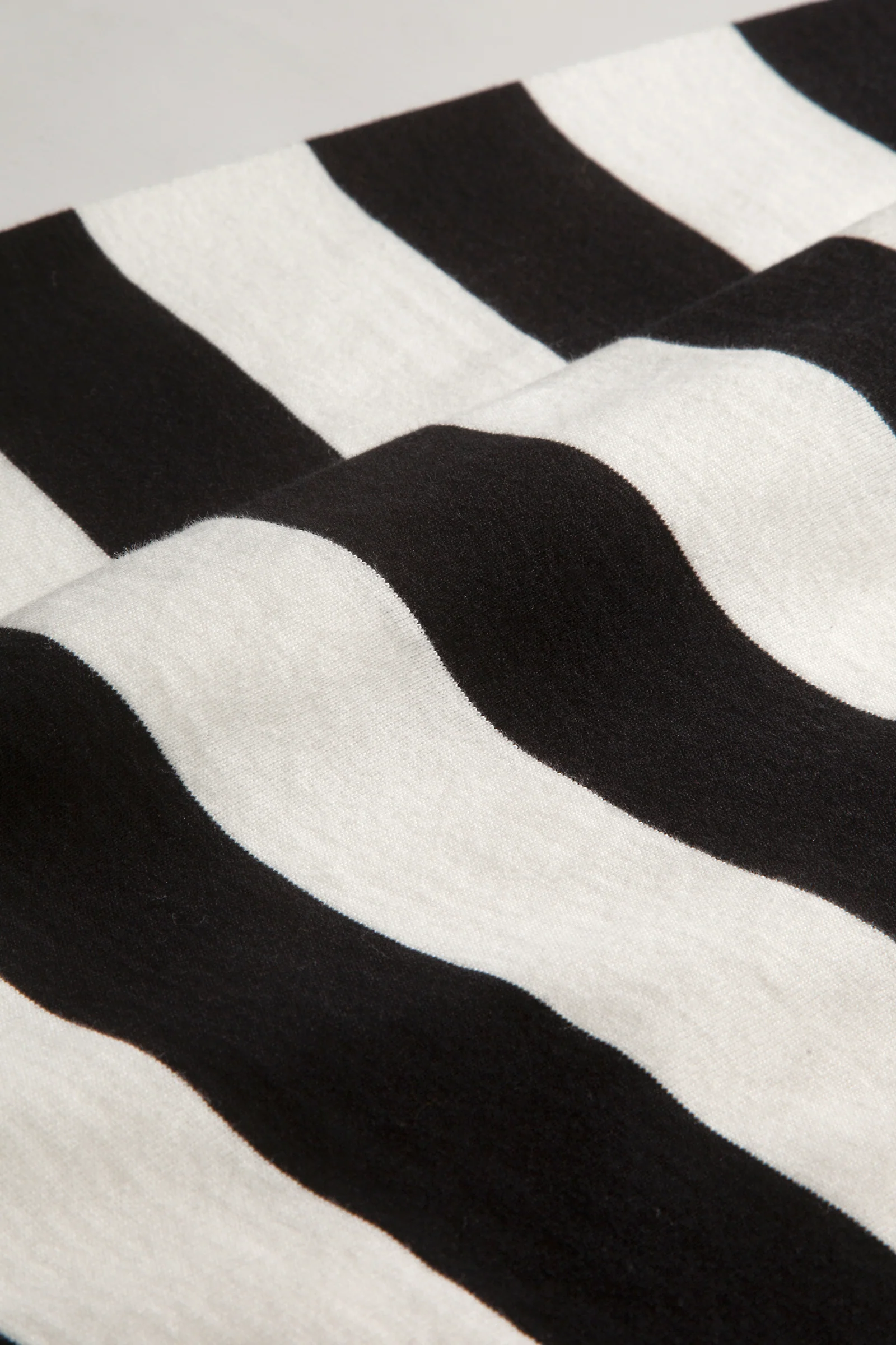 Red Ruggison - Border Long Sleeve T-Shirt - Black/White - Image 4